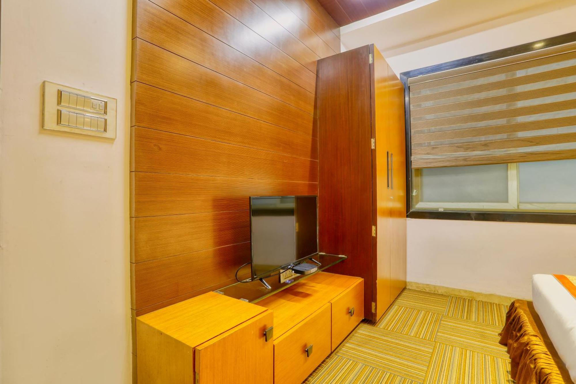 The Ashoka Hotel Indore Extérieur photo