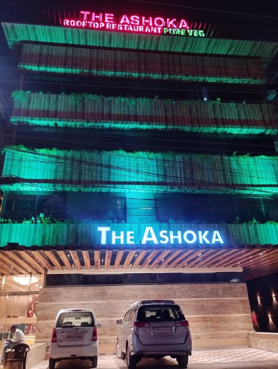 The Ashoka Hotel Indore Extérieur photo