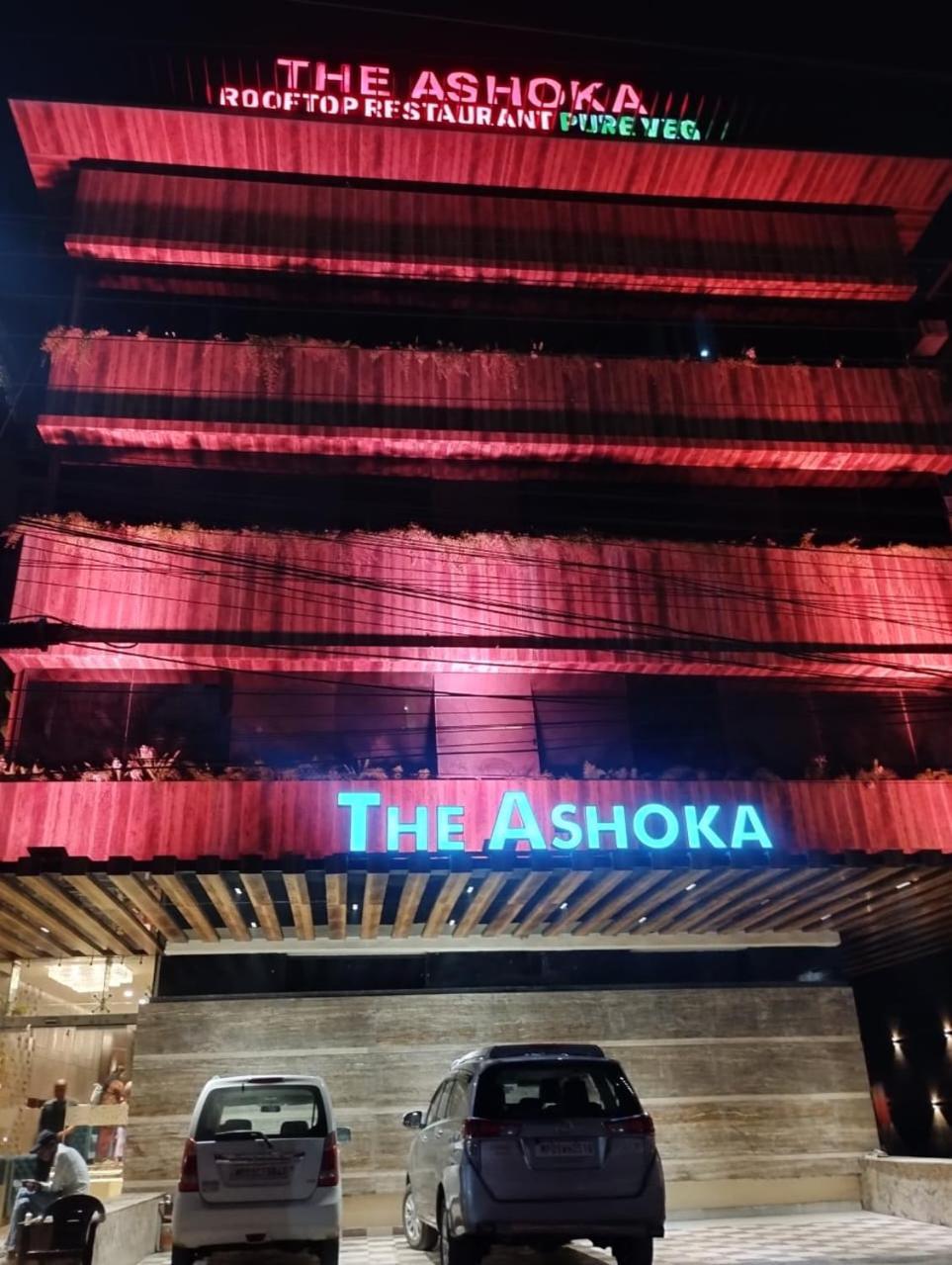The Ashoka Hotel Indore Extérieur photo
